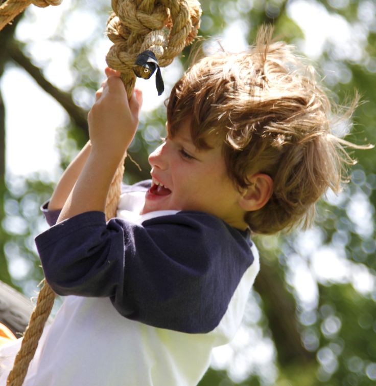 10 რამ, რაც ბავშვს ხდის უფრო ბედნიერს - ფსიქოლოგების რჩევები
