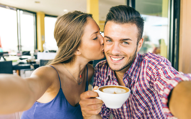 11 მიზეზი, რატომ მოსწონს მამაკაცს შენთან ურთიერთობა