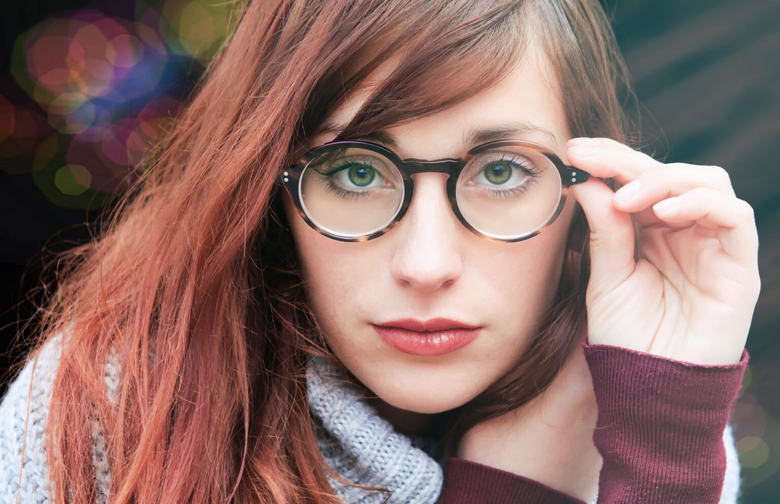 7 მიზეზი, რატომ უნდა აირჩიოთ მხედველობის სათვალე და დაივიწყოთ კონტაქტური ლინზები