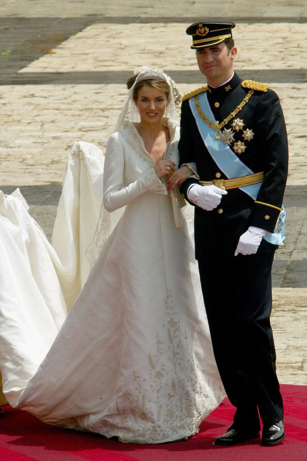 22 ყველაზე ლამაზი სამეფო ქორწილი მთელ მსოფლიოში - საუკეთესო კაბები და წყვილები